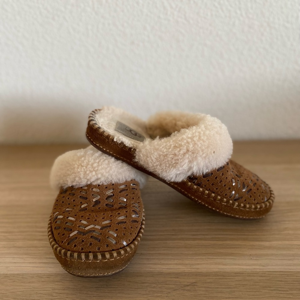 Ugg slippers